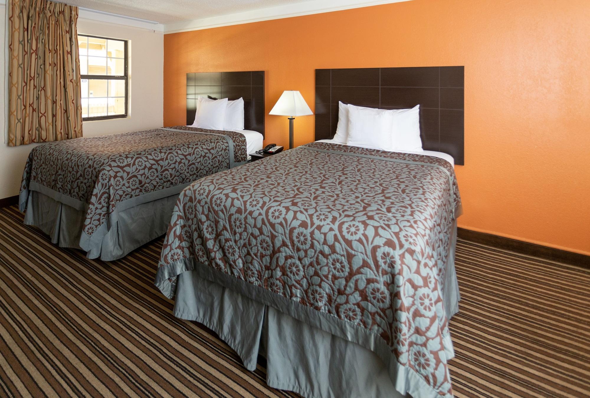 Days Inn By Wyndham Jacksonville Baymeadows Экстерьер фото